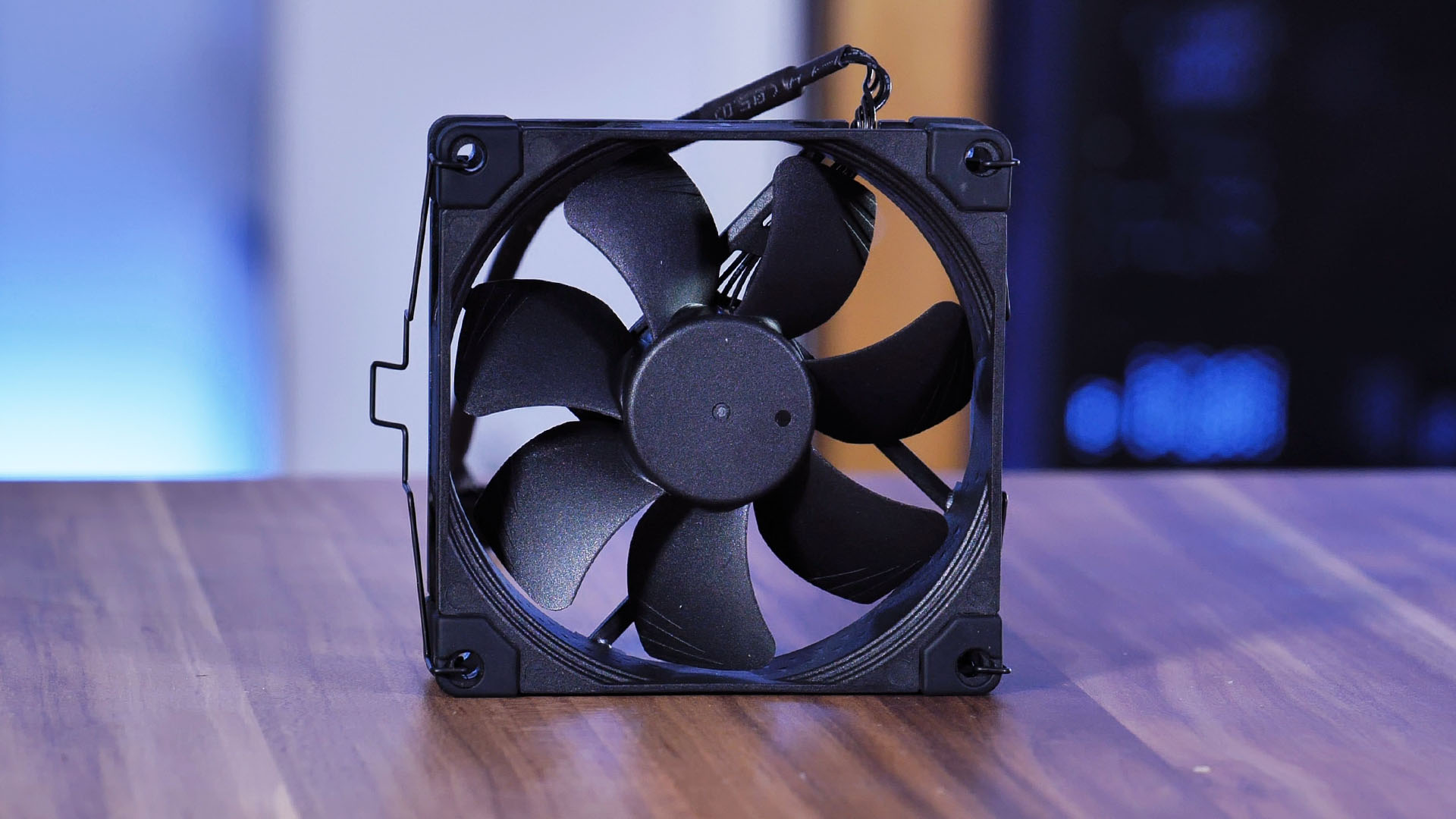 noctua-nh-u9s-fan